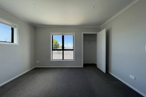 Photo of property in 12 Emmadale Lane, Hamilton East, Hamilton, 3216