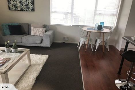 Photo of property in 220 Rosebank Road, Avondale, Auckland, 1026