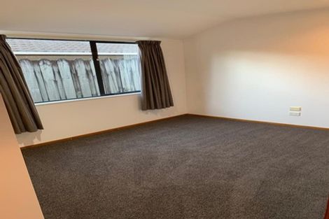 Photo of property in 350e Great South Road, Opaheke, Papakura, 2113