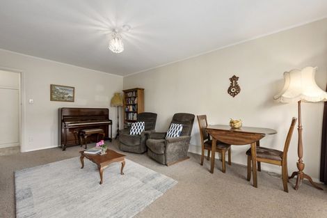 Photo of property in 1/15 Lane Street, Wallaceville, Upper Hutt, 5018