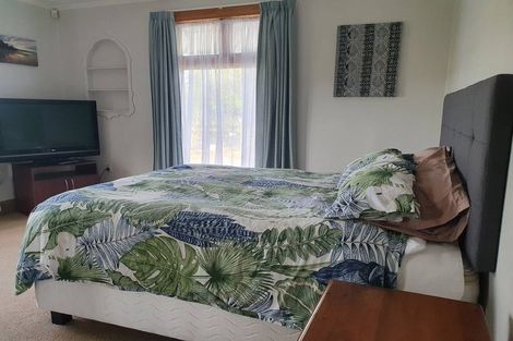 Photo of property in 356 Kuku Beach Road, Kuku, Levin, 5570