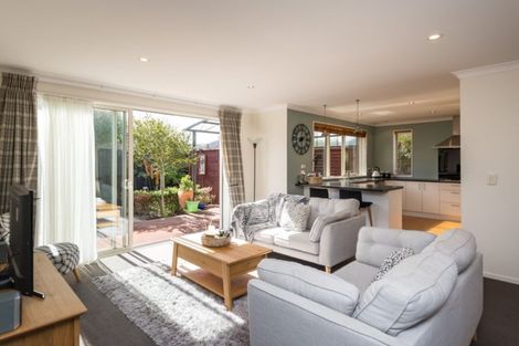 Photo of property in 48 Titirangi Crescent, Parklands, Christchurch, 8083