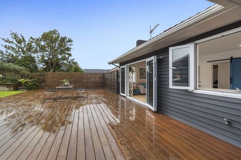 Photo of property in 29 Cassino Street, Bayswater, Auckland, 0622