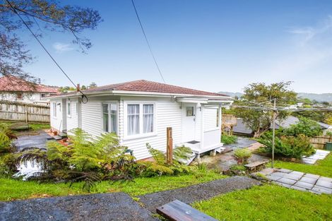 Photo of property in 235c Titirangi Road, Titirangi, Auckland, 0604