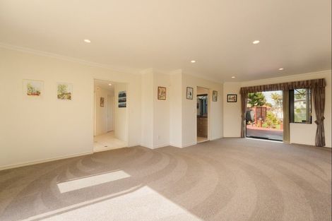 Photo of property in 3 Maldives Way, Papamoa Beach, Papamoa, 3118