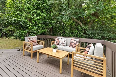 Photo of property in 2/19 Amante Crescent, Mairangi Bay, Auckland, 0630