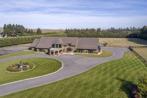 Photo of property in 635 Yaldhurst Road, Yaldhurst, Christchurch, 7676