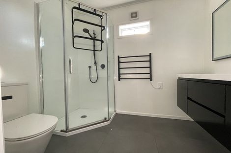 Photo of property in 108 Tirimoana Road, Te Atatu South, Auckland, 0602