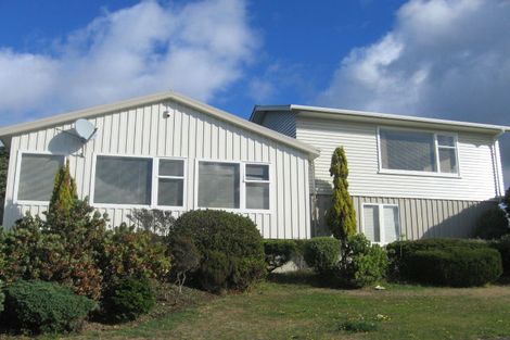 Photo of property in 2 Atlanta Grove, Brooklyn, Wellington, 6021