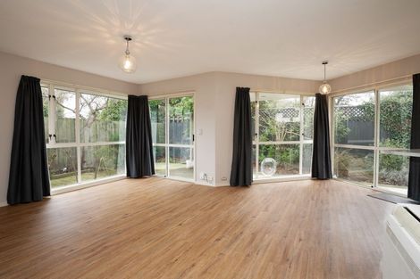 Photo of property in 3a Sealy Place, Bryndwr, Christchurch, 8053