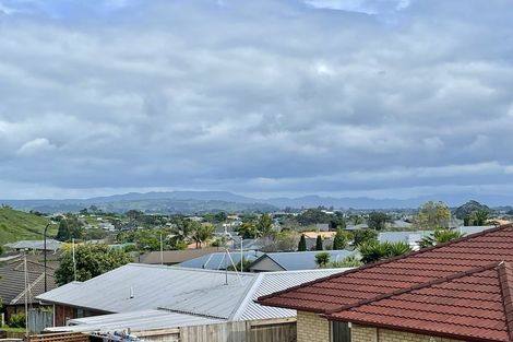 Photo of property in 30 Kestrel Avenue, Welcome Bay, Tauranga, 3112