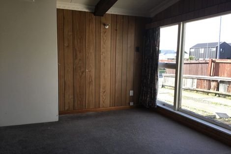 Photo of property in 21 Broadbent Street, Riccarton, Christchurch, 8041