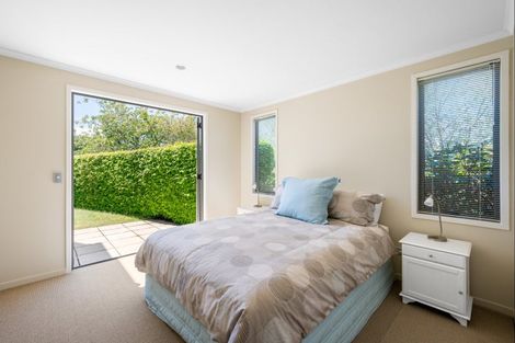Photo of property in 7 Meadowbrook Place, Wanaka, 9305