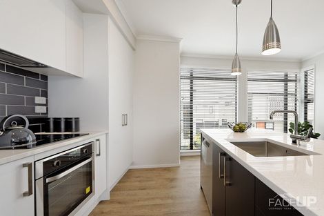 Photo of property in 87 Glidepath Road, Hobsonville, Auckland, 0616