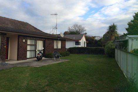 Photo of property in 17a Forest Lake Road, Forest Lake, Hamilton, 3200