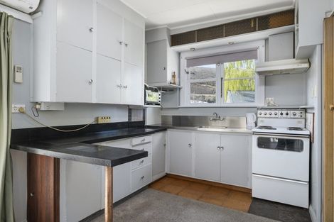 Photo of property in 19 Dunstan Street, Clyde, 9330