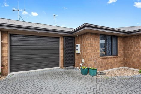 Photo of property in 7/31 Jones Crescent, Melville, Hamilton, 3206