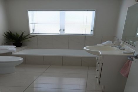 Photo of property in 1/15 Chatswood Grove, Fitzroy, New Plymouth, 4312