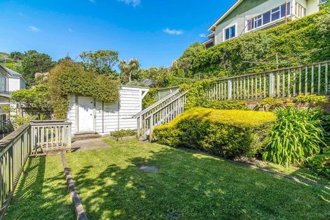 Photo of property in 15 Dee Street, Island Bay, Wellington, 6023