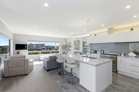 Photo of property in 20 The Fjord, Aotea, Porirua, 5024