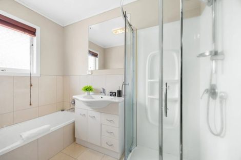 Photo of property in 18 Union Road, Howick, Auckland, 2014