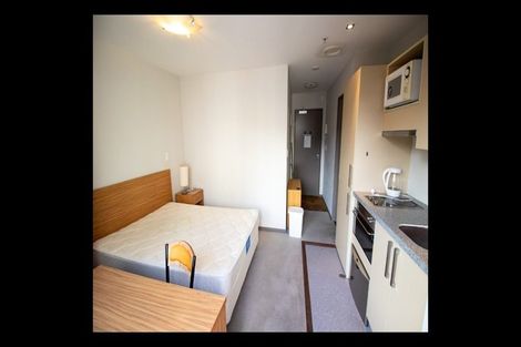 Photo of property in Dual Apartments, 108/142 Vivian Street, Te Aro, Wellington, 6011