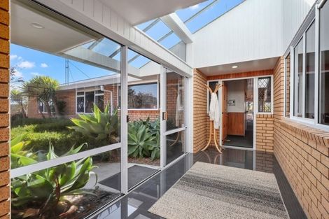 Photo of property in 60 Lee Road, Burbush, Hamilton, 3289