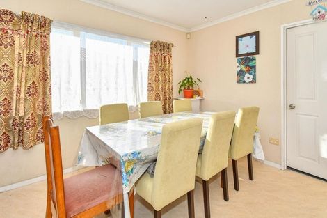 Photo of property in 405a Roscommon Road, Clendon Park, Auckland, 2103