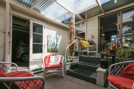 Photo of property in 30 Churchill Street, Waipukurau, 4200
