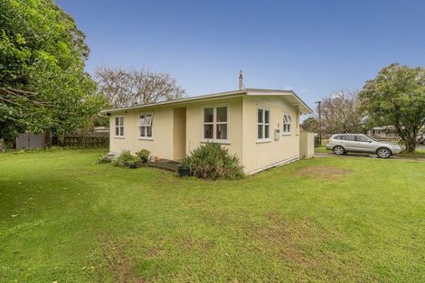 Photo of property in 5 Daphne Road, Tairua, 3508