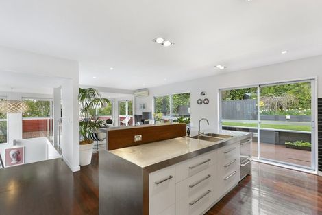Photo of property in 32 Torwood Road, Khandallah, Wellington, 6035