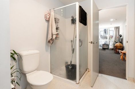 Photo of property in Terrace Heights Apartments, 2/163p The Terrace, Wellington Central, Wellington, 6011