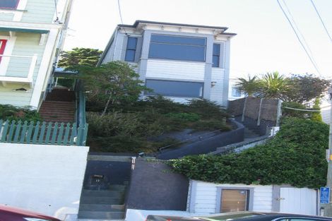 Photo of property in 19 Shannon Street, Mount Victoria, Wellington, 6011