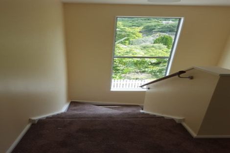 Photo of property in 37 Parkvale Road, Karori, Wellington, 6012