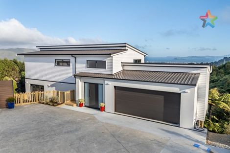 Photo of property in 13a Winifred Way, Belmont, Lower Hutt, 5010