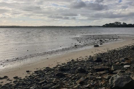 Photo of property in 4 First Avenue, Glenbrook, Waiuku, 2681