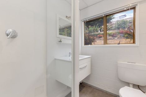 Photo of property in 67 Daffodil Street, Titirangi, Auckland, 0604