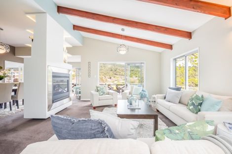 Photo of property in 23 Tapestry Grove, Silverstream, Upper Hutt, 5019