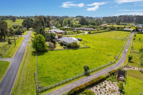 Photo of property in 38 Farrand Road, Kumeu, 0891
