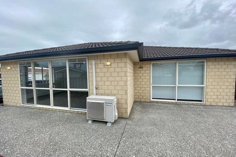 Photo of property in 27a Doment Crescent, Orewa, 0931