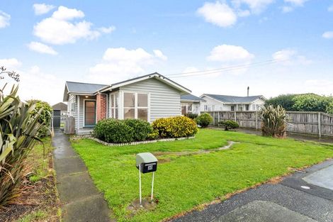 Photo of property in 30 Paddington Street, Northcote, Christchurch, 8052
