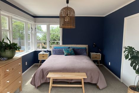 Photo of property in 23 Te Whiti Grove, Korokoro, Lower Hutt, 5012