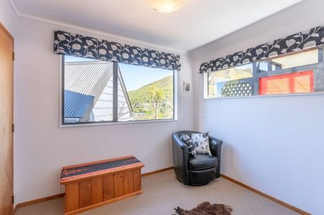 Photo of property in 20b Govind Grove, Ngaio, Wellington, 6035