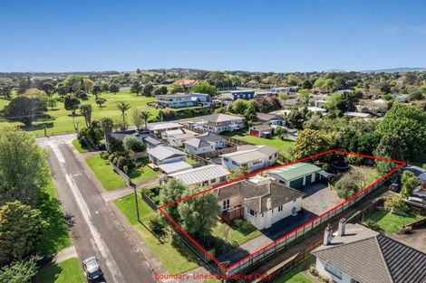 Photo of property in 17 Howden Street, Waiuku, 2123