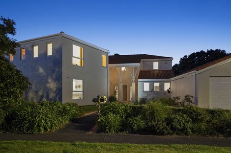 Photo of property in 1 Kawaroa Close, New Plymouth, 4310