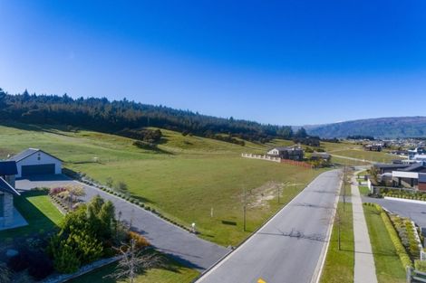 Photo of property in 56 Forest Heights, Wanaka, 9305