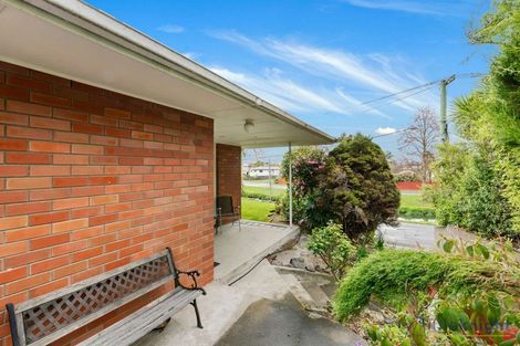 Photo of property in 213 Fifield Terrace, Opawa, Christchurch, 8023