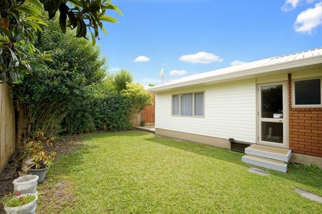Photo of property in 25 Pomaria Road, Henderson, Auckland, 0610