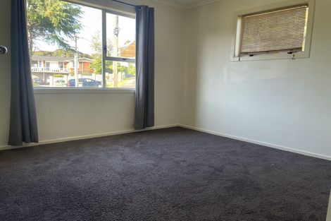 Photo of property in 202 Manuka Road, Bayview, Auckland, 0629