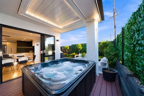 Photo of property in 14a Waitemata Road, Hauraki, Auckland, 0622